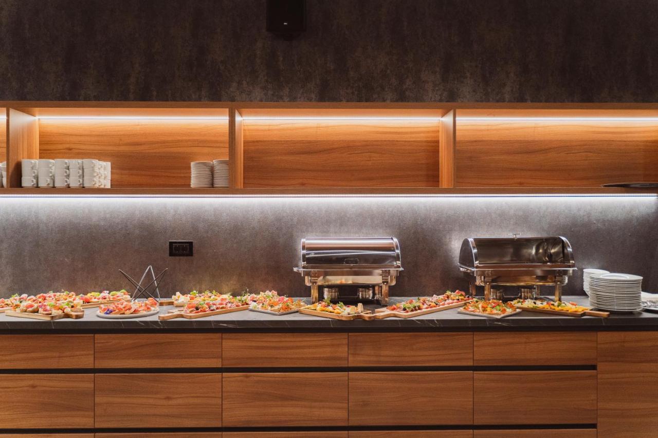 Hotel Element Novi Sad Eksteriør billede